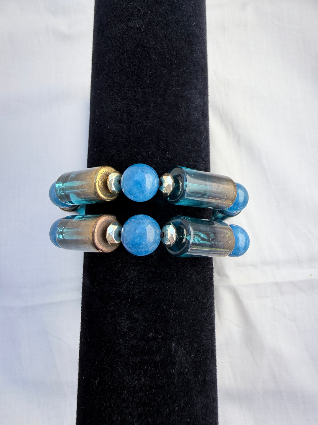 Dodger Blue Agate & Electroplate Glass Bead Bracelet